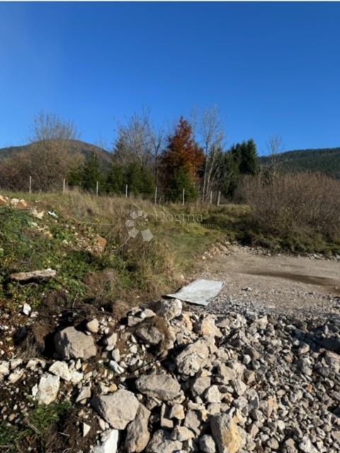 Terreno edificabile Mrkopalj, 557m2