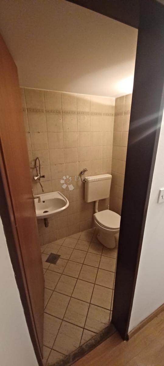 Locale commerciale Gornji grad / Centar, Osijek, 79,22m2