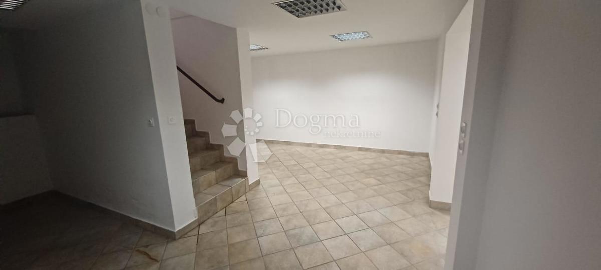 Locale commerciale Gornji grad / Centar, Osijek, 79,22m2