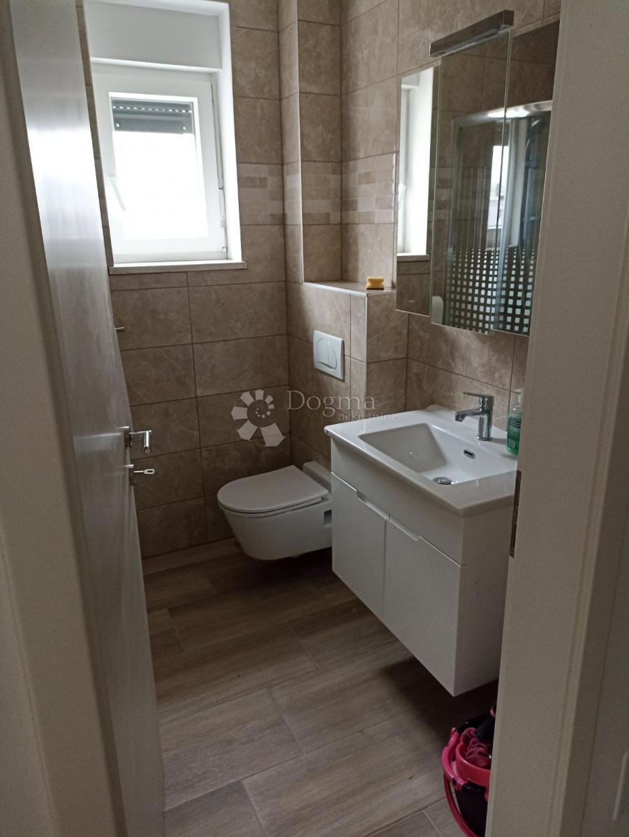 NUOVO APPARTAMENTO ARREDATO TERRAZZA, ASCENSORE, PARCHEGGIO 42M2