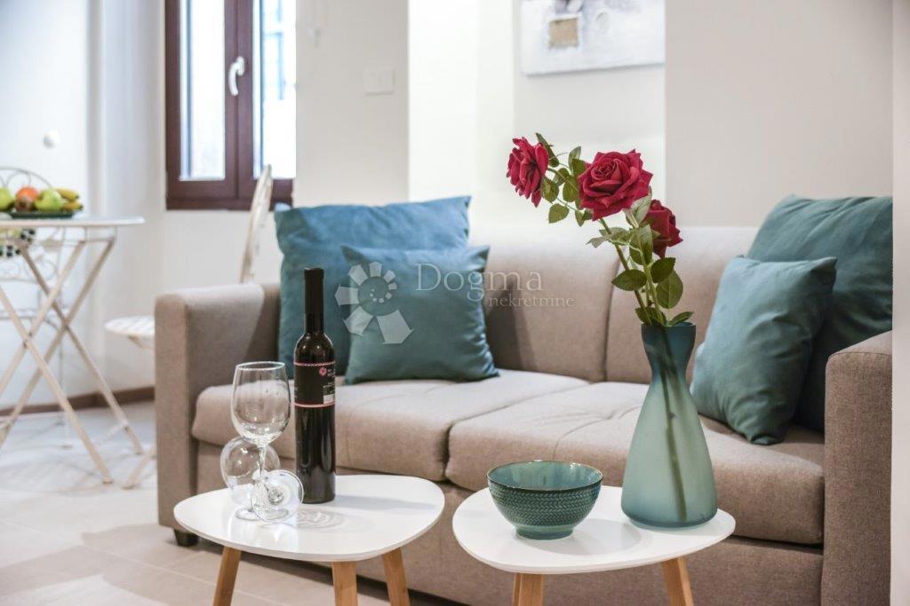 Monolocale nel cuore di Rovigno, un centro storico da favola