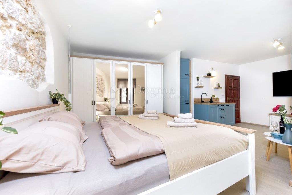 Monolocale nel cuore di Rovigno, un centro storico da favola