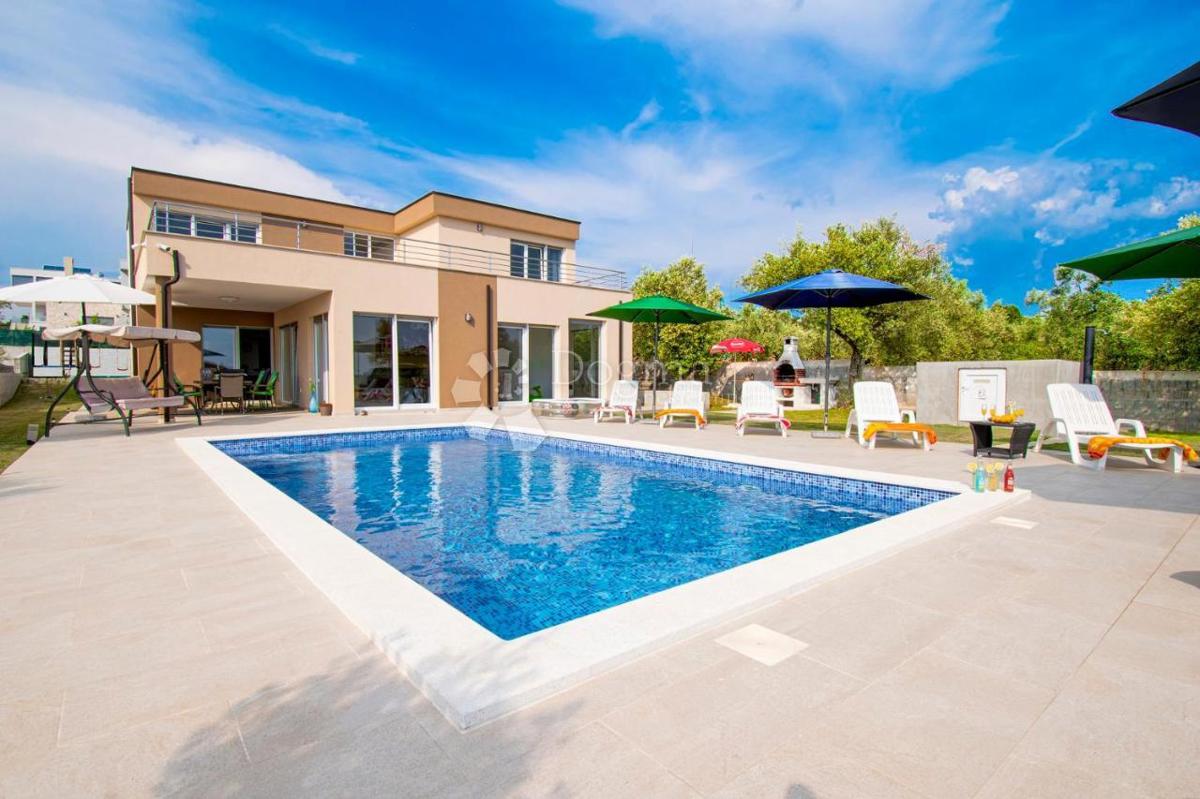 Lussuosa villa moderna con piscina e vista spettacolare – Vodnjan