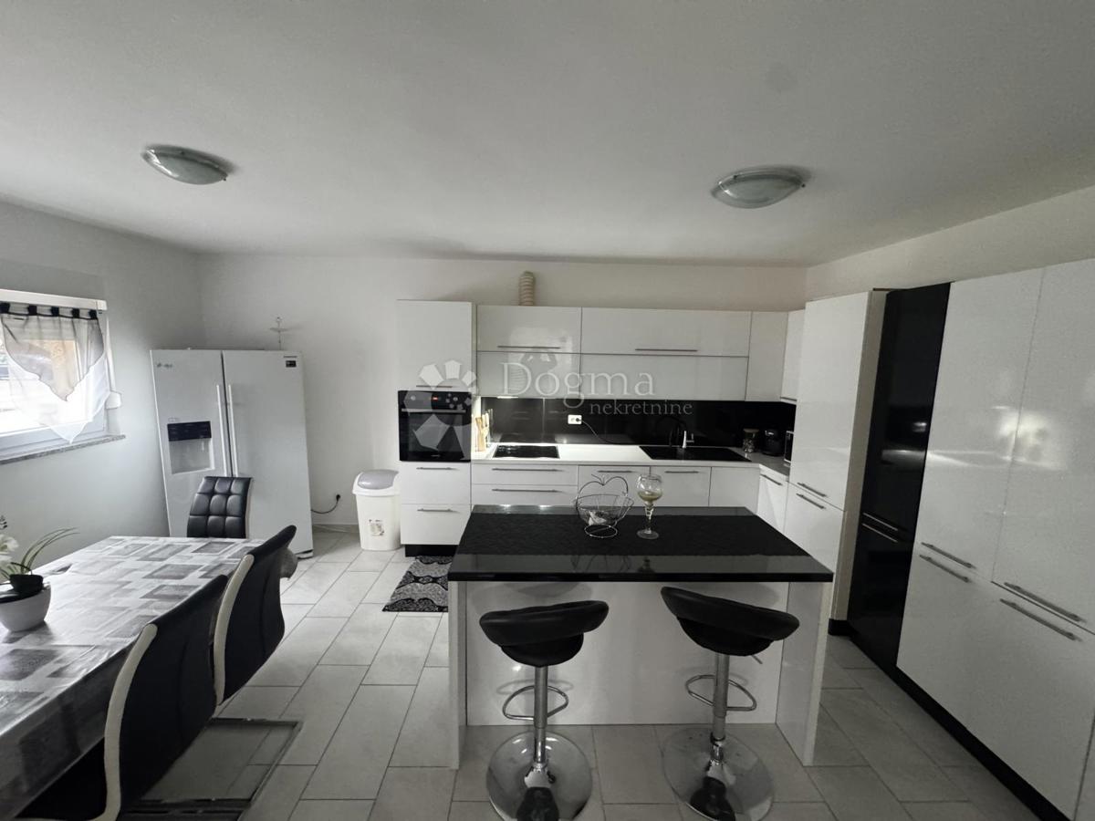 Casa Podhum, Jelenje, 200m2