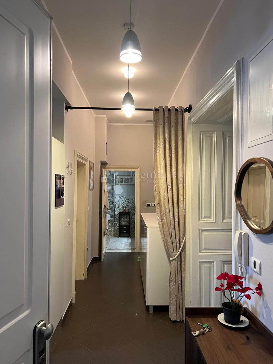 Allogio Donji grad, Donji Grad, 100m2