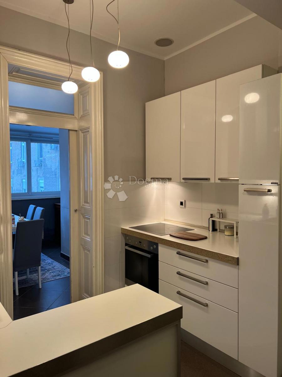 Allogio Donji grad, Donji Grad, 100m2