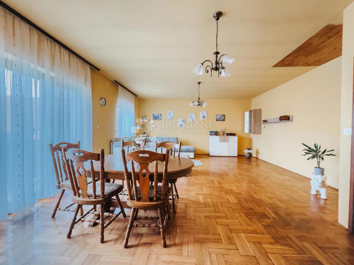 Casa Kloštar Ivanić, 2.181m2