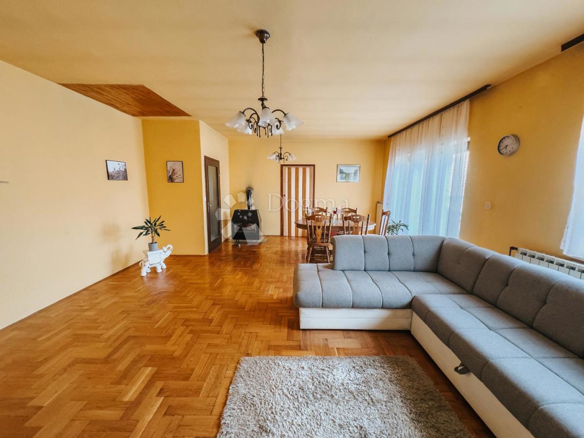 Casa Kloštar Ivanić, 2.181m2