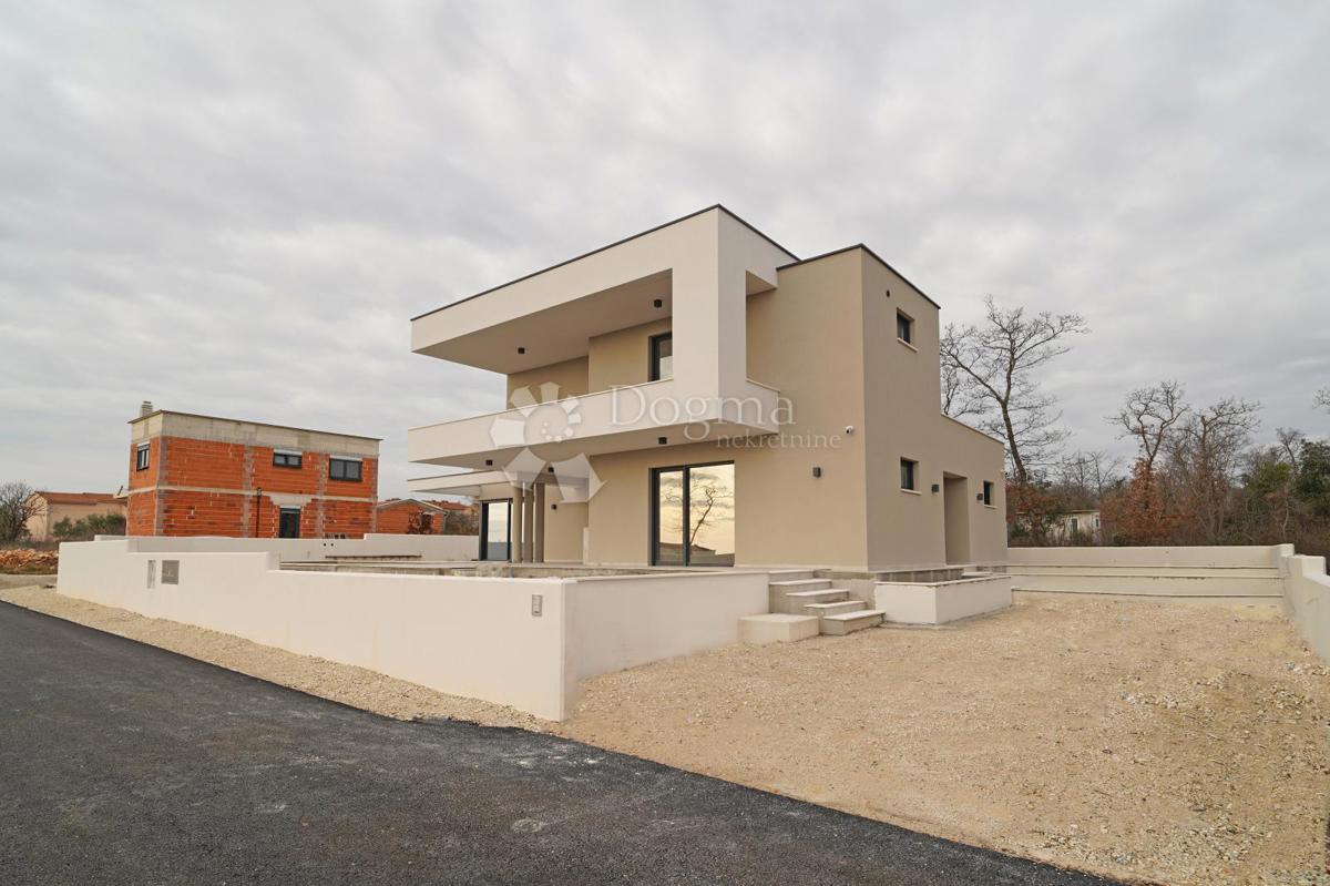 Casa Peruški, Marčana, 145,61m2