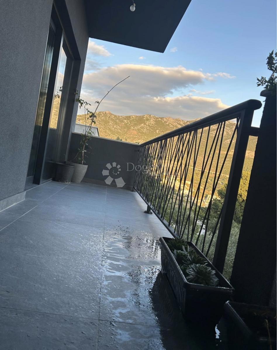 Appartamento completamente arredato con una delle viste più belle su Spalato