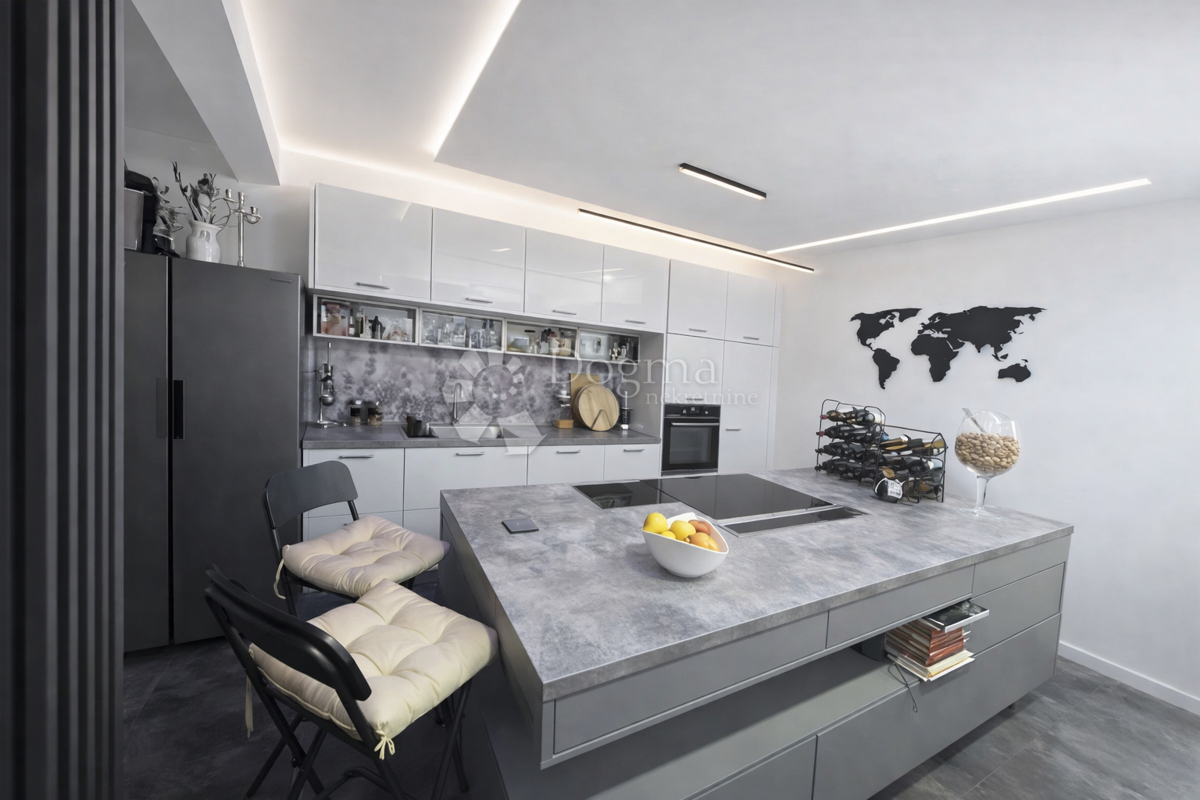 Appartamento completamente arredato con una delle viste più belle su Spalato