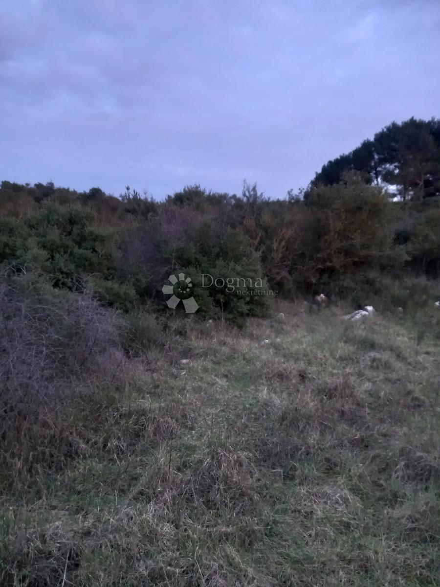 Terreno edificabile Sinjoretovo, Zadar, 8.244m2