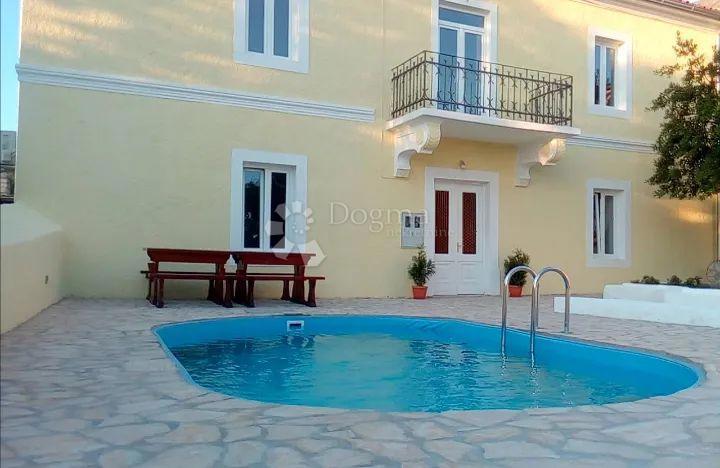 Casa Kraljevica, 325m2