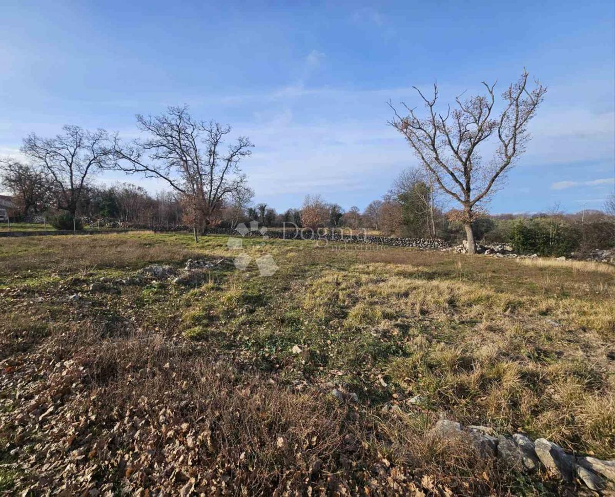 Terreno edificabile Sveti Anton, Malinska-Dubašnica, 609m2