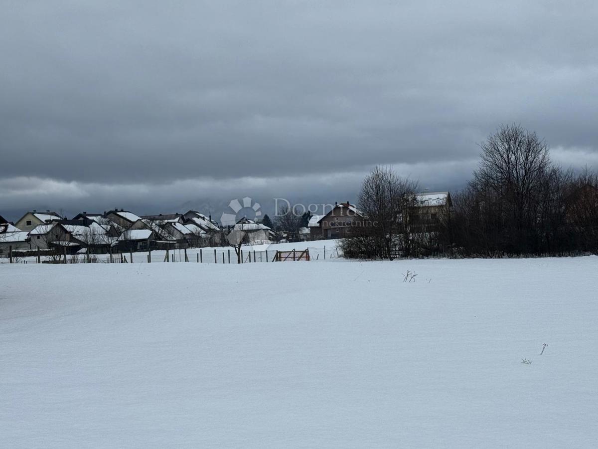 Terreno edificabile Centar, Gospić, 2.000m2