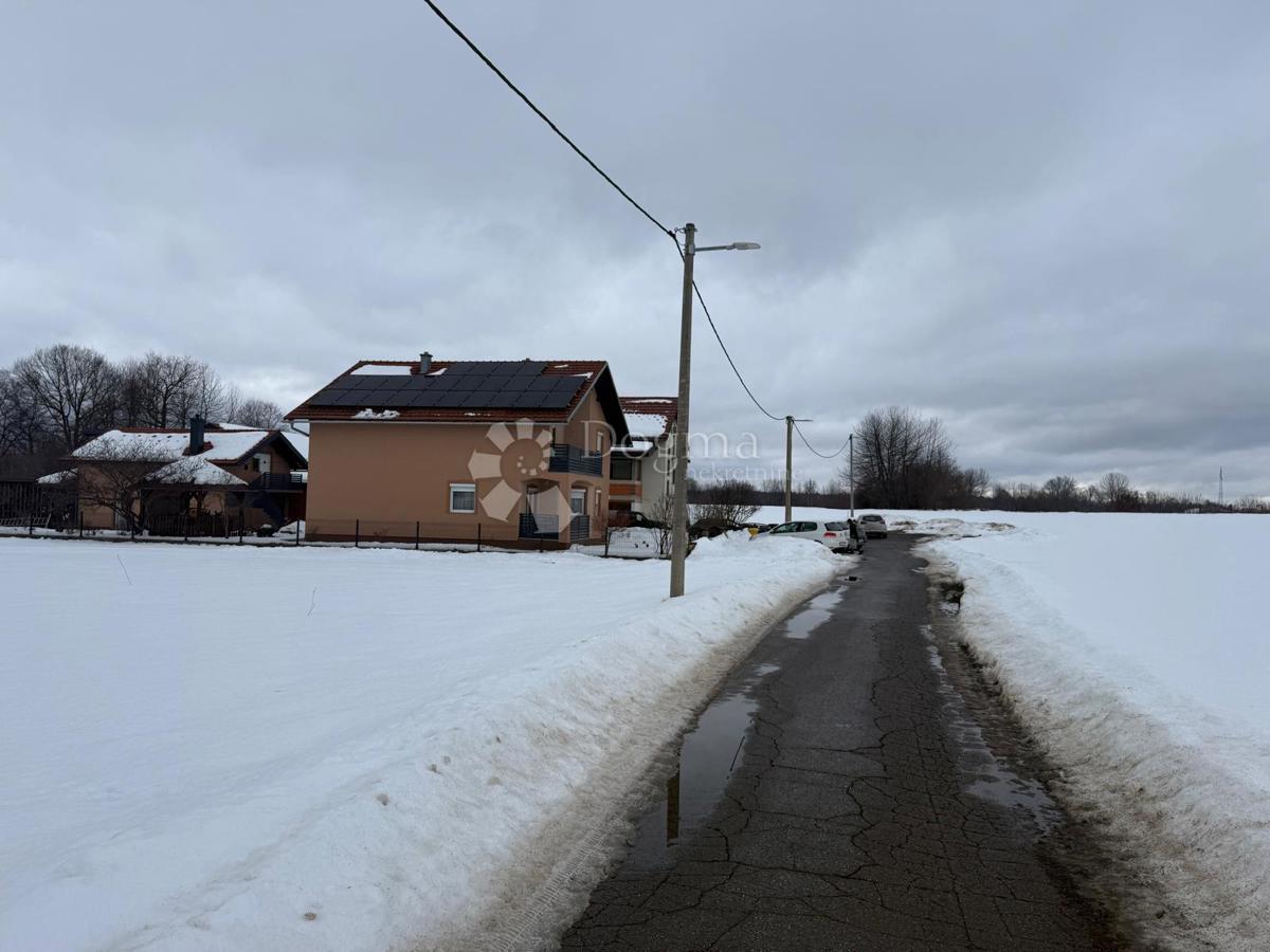 Terreno edificabile Centar, Gospić, 2.000m2