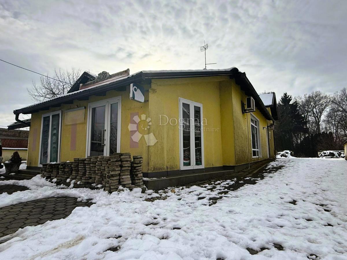 Locale commerciale Čukovec, Prelog, 1.119m2