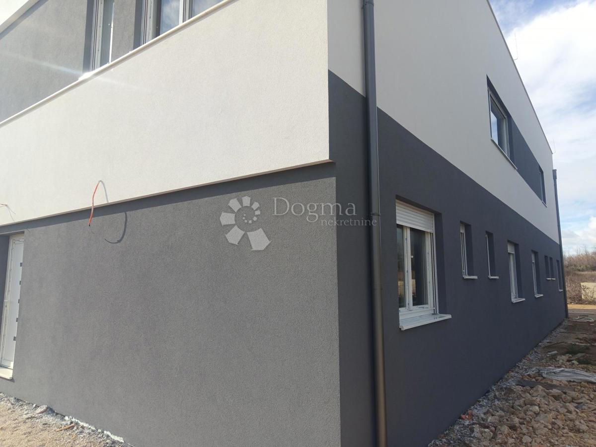 Casa Škrapavac, Privlaka, 342m2