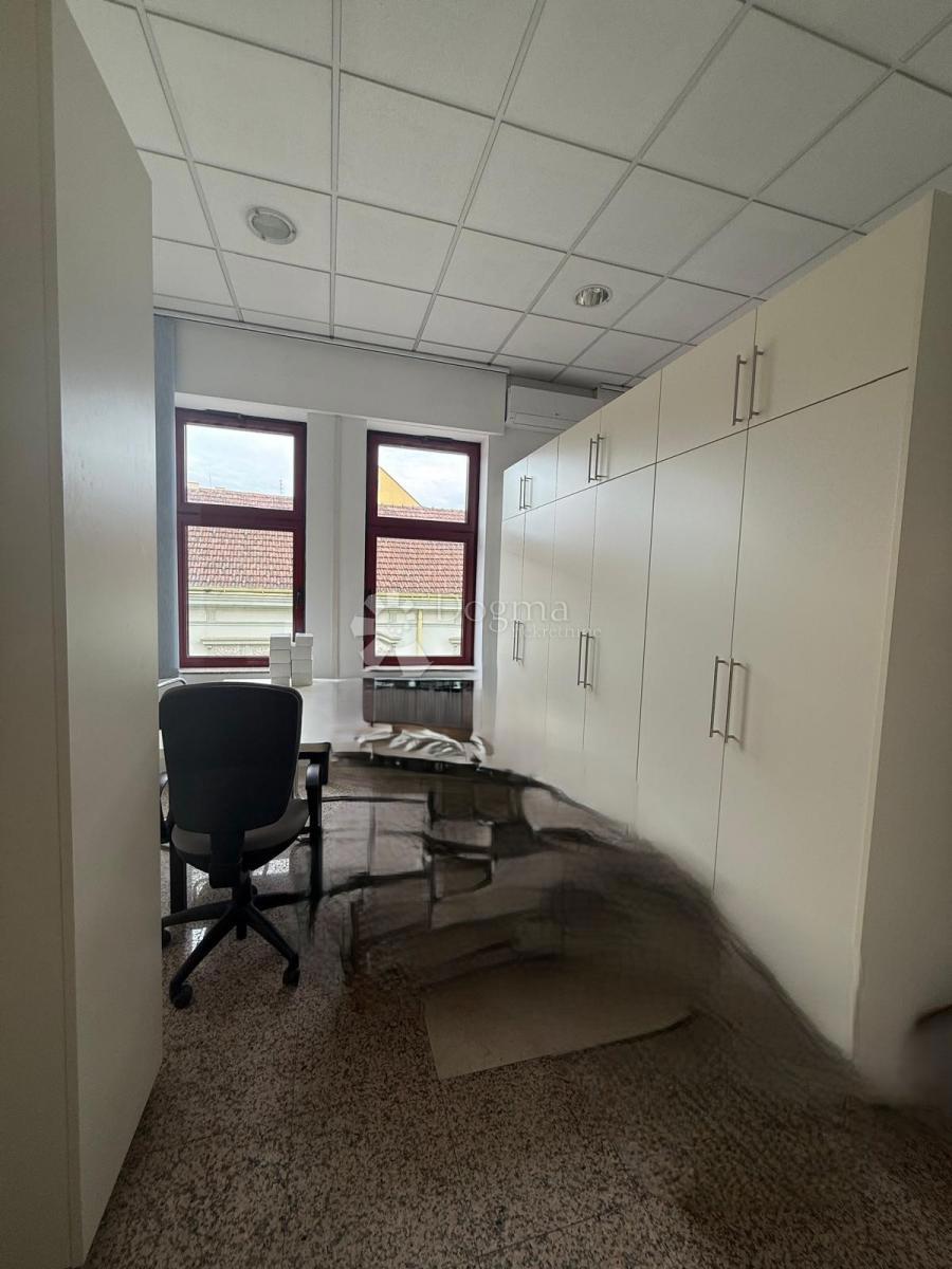 Locale commerciale Centar, Varaždin, 40m2