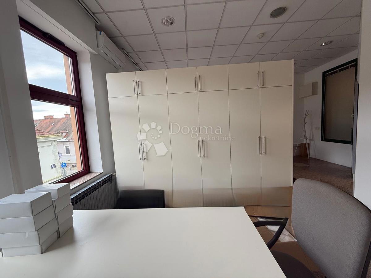 Locale commerciale Centar, Varaždin, 40m2