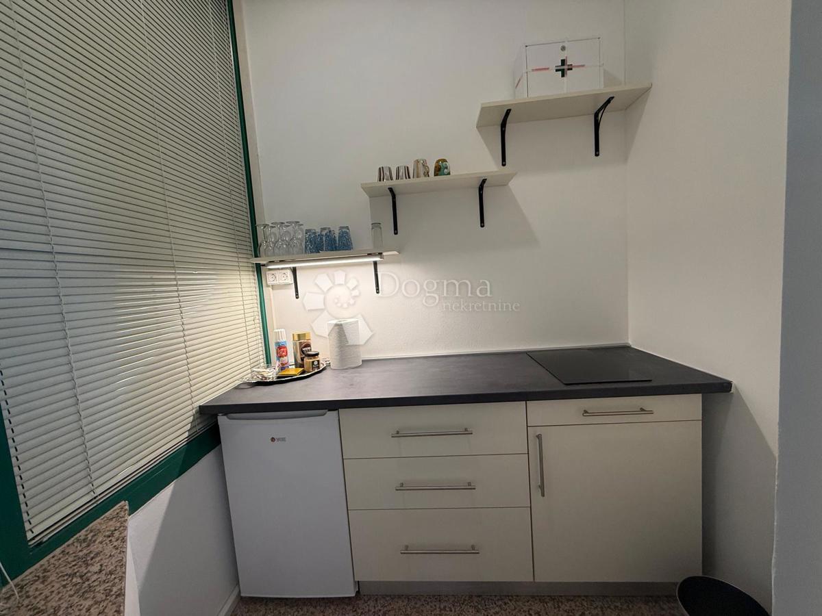 Locale commerciale Centar, Varaždin, 40m2