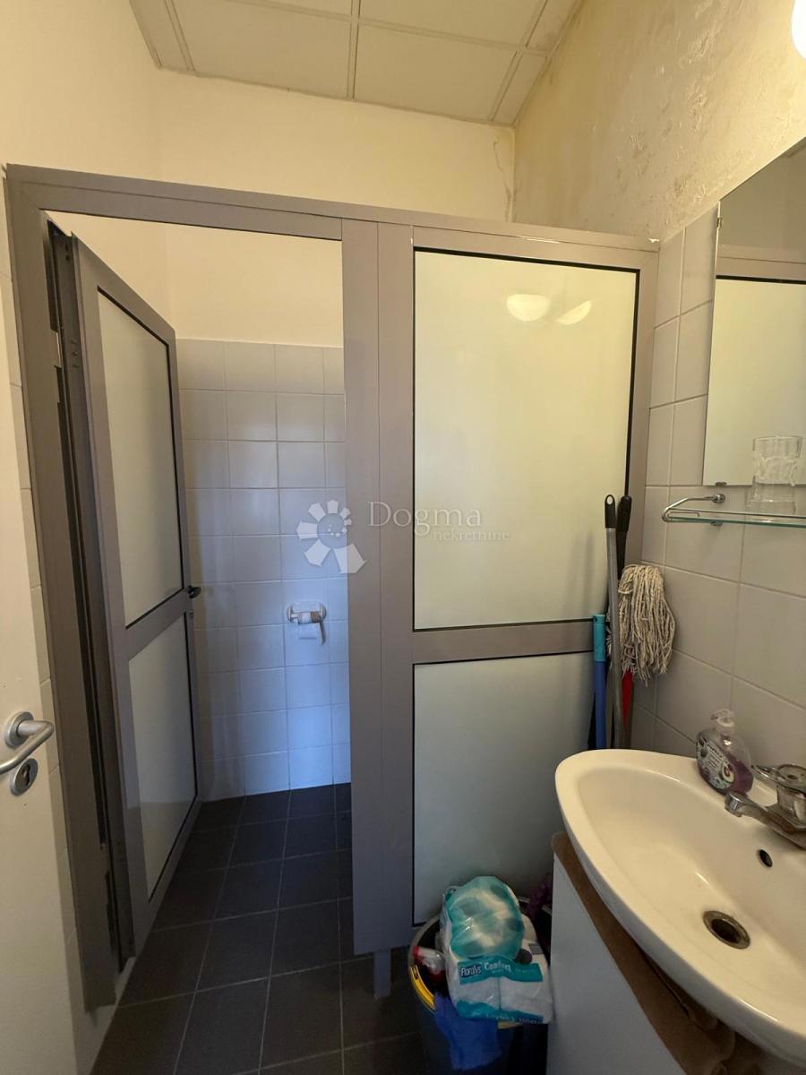 Locale commerciale Centar, Varaždin, 40m2