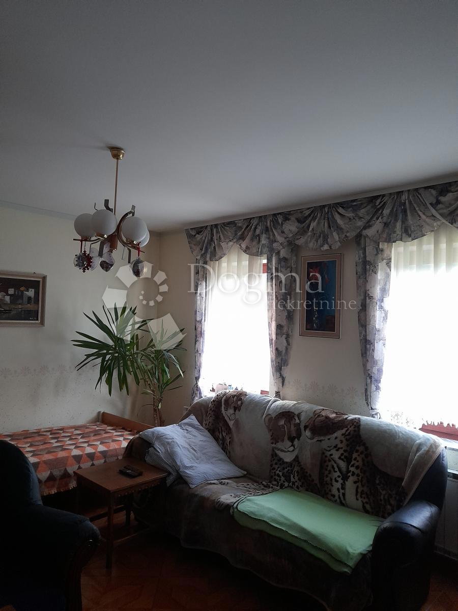 Casa Jazbina Cvetlinska, Bednja, 204m2