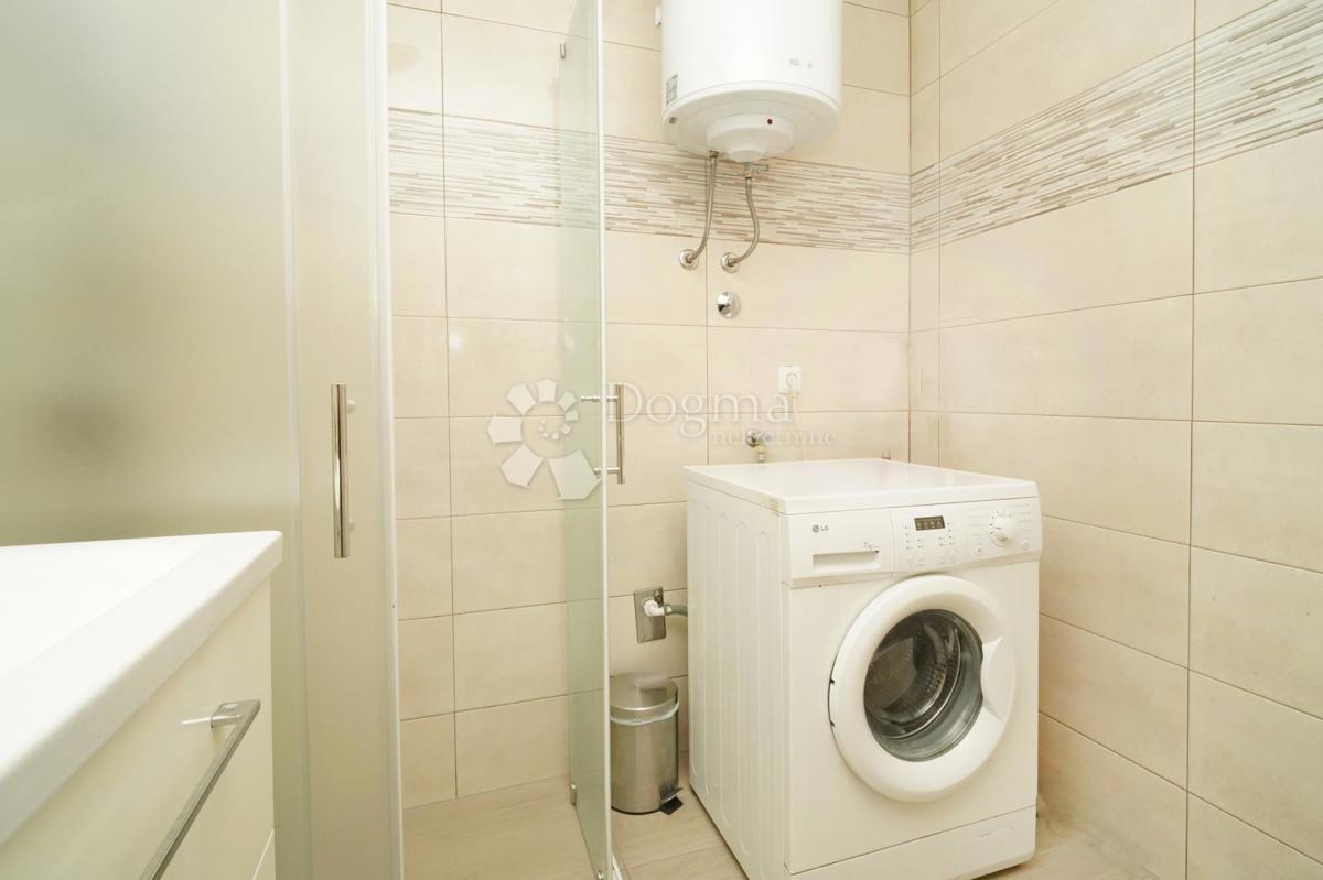 Allogio Centar, Pula, 132,35m2