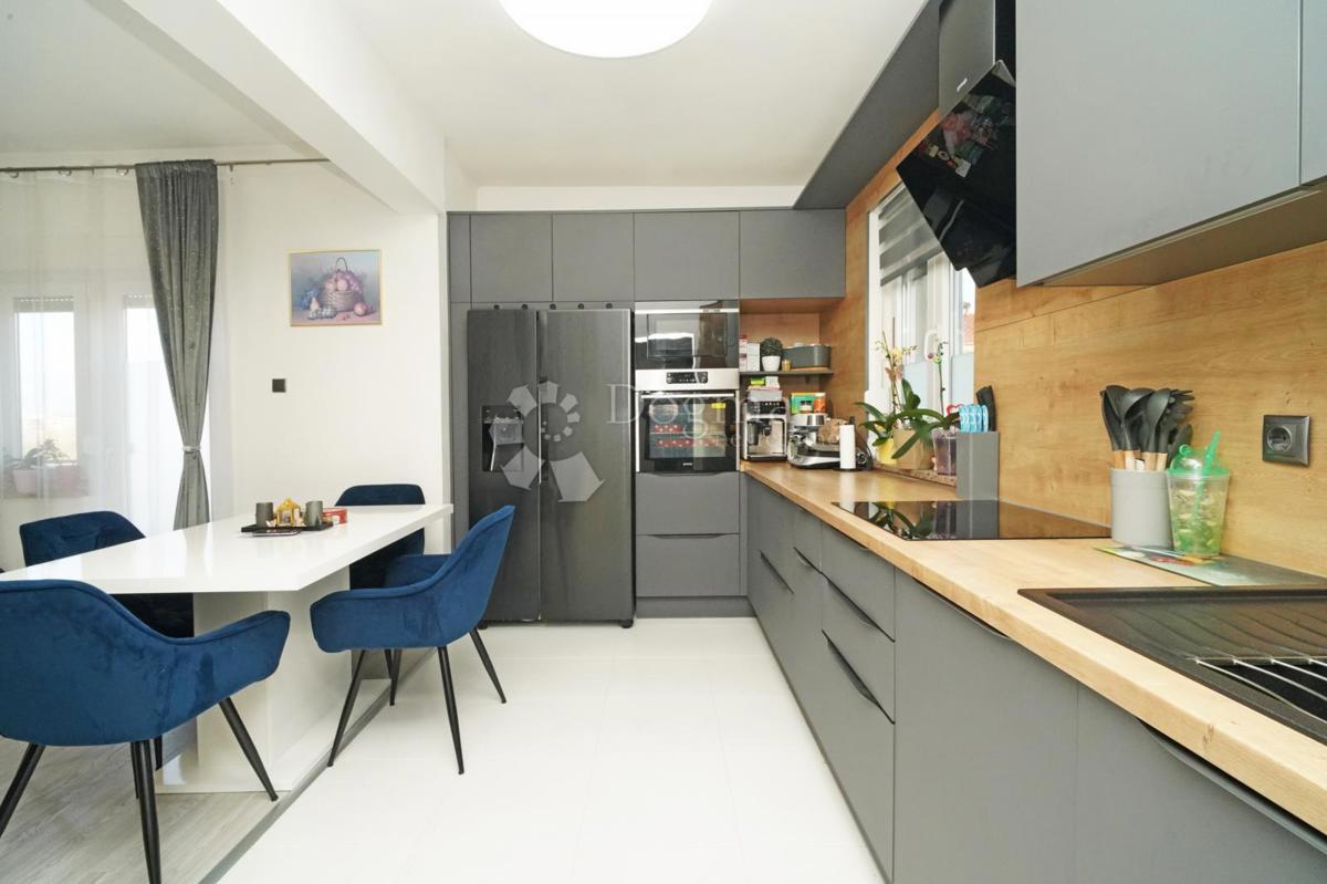 Allogio Centar, Pula, 132,35m2