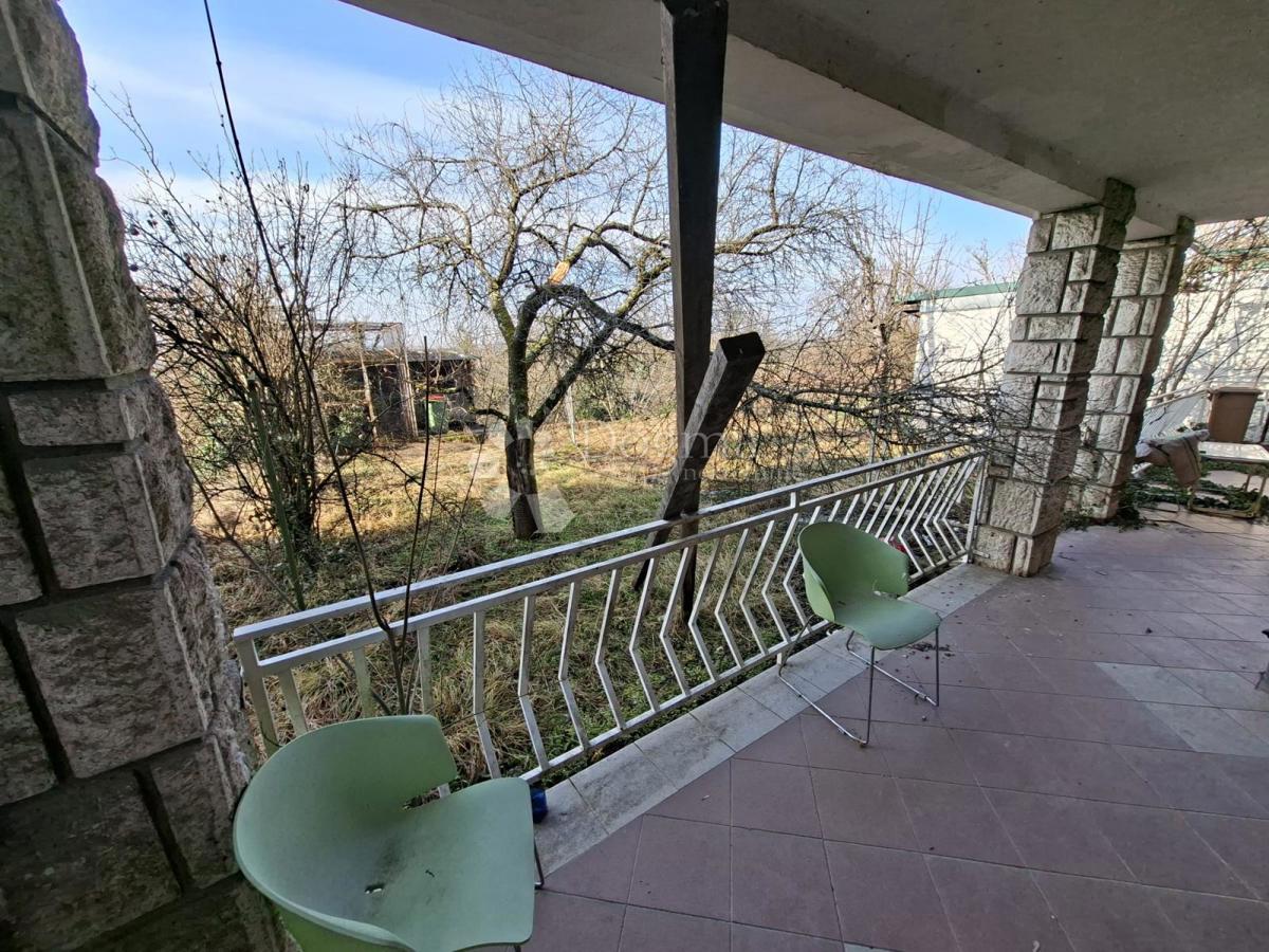 Casa Caprag/Željezara, Sisak, 400m2