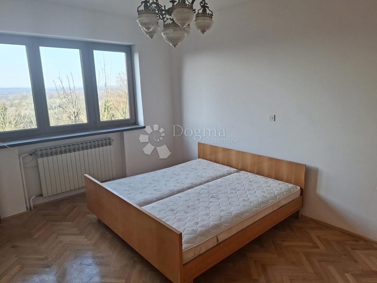 Casa Caprag/Željezara, Sisak, 400m2