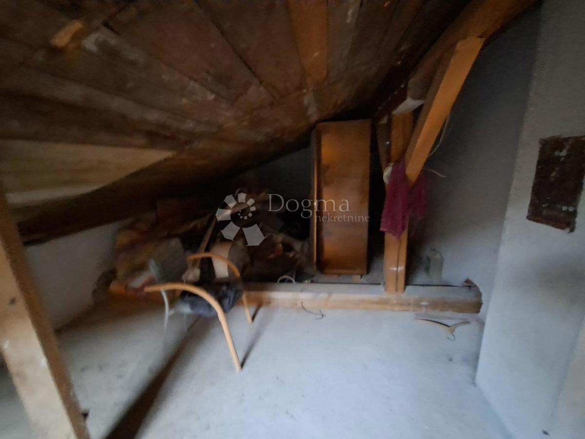 Casa Caprag/Željezara, Sisak, 400m2