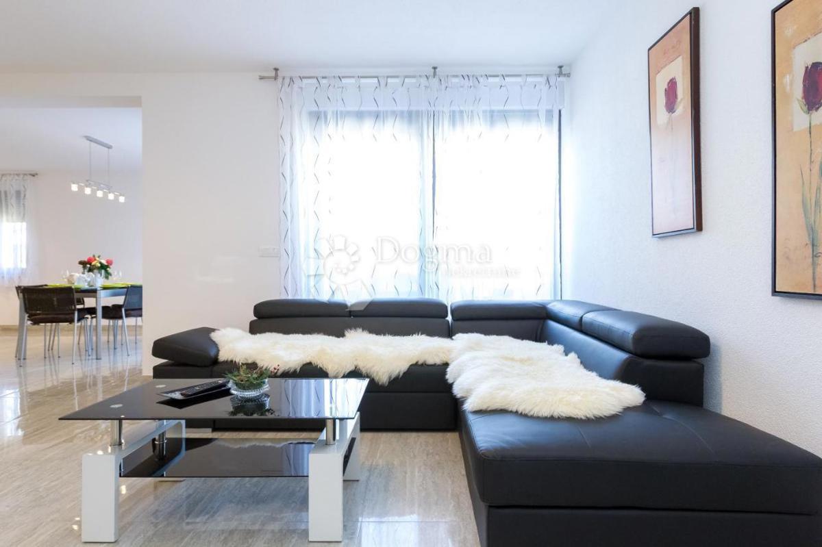 Casa Sukošan, 345m2