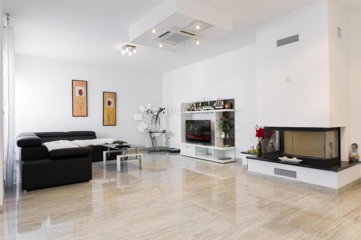 Casa Sukošan, 345m2