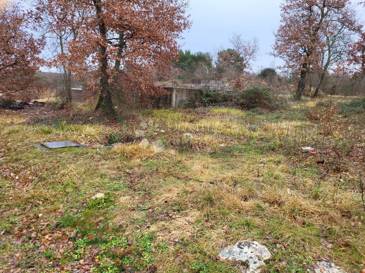 Terreno edificabile Perci, Poreč, 999m2