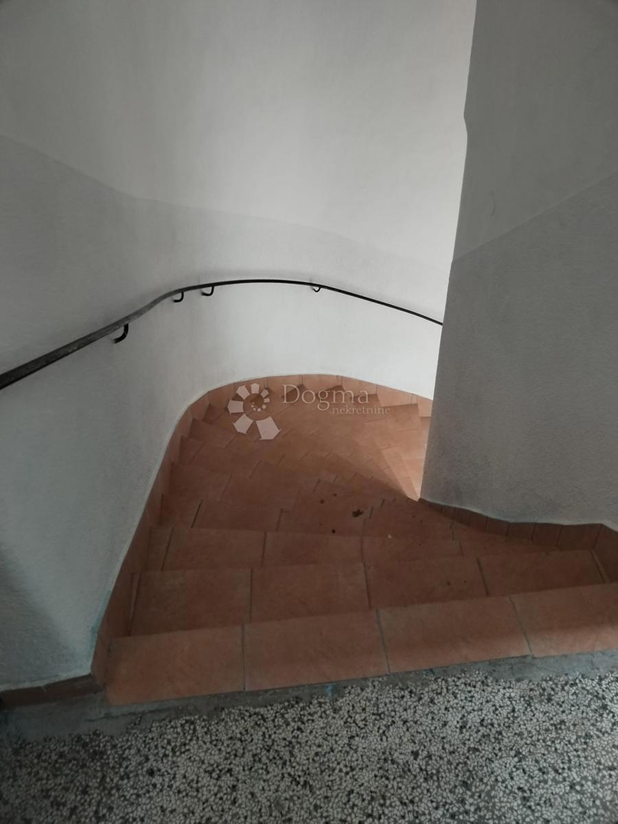 Allogio Zvijezda, Karlovac, 169m2