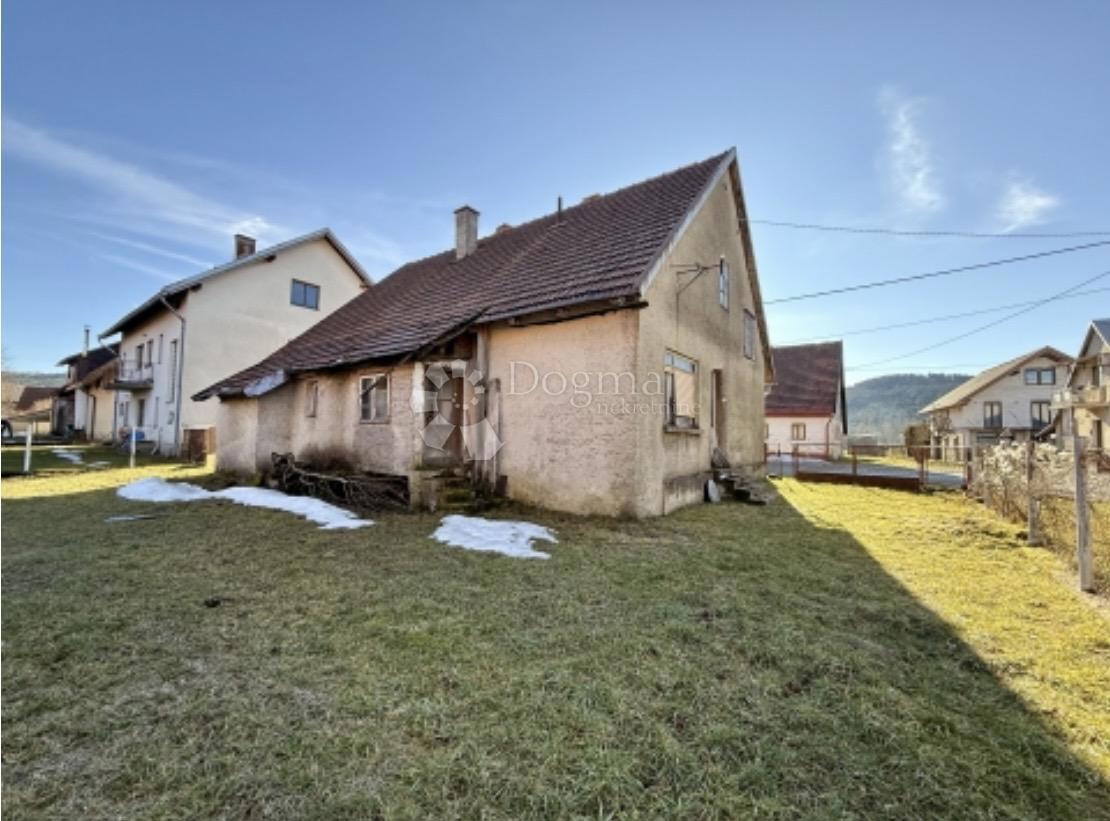 Casa Ravna Gora, 137m2