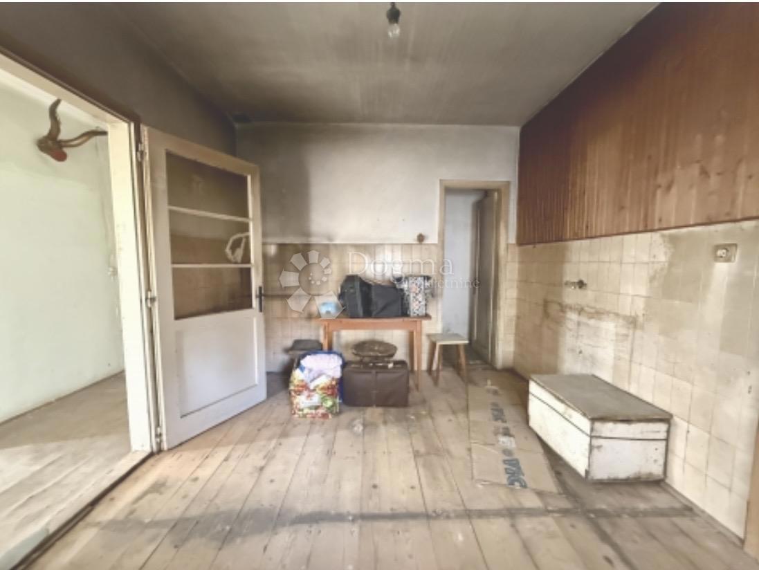 Casa Ravna Gora, 137m2