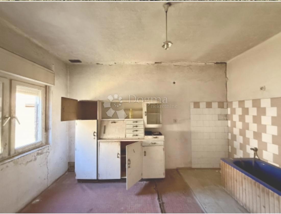 Casa Ravna Gora, 137m2