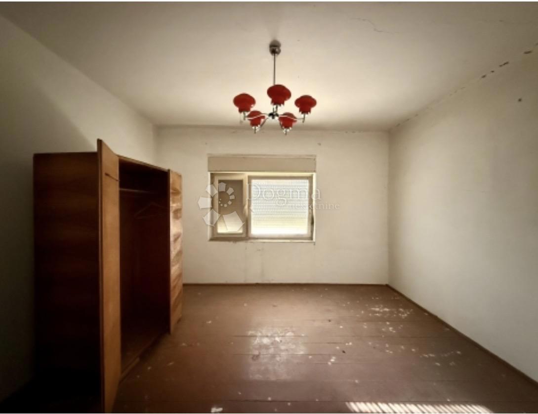 Casa Ravna Gora, 137m2