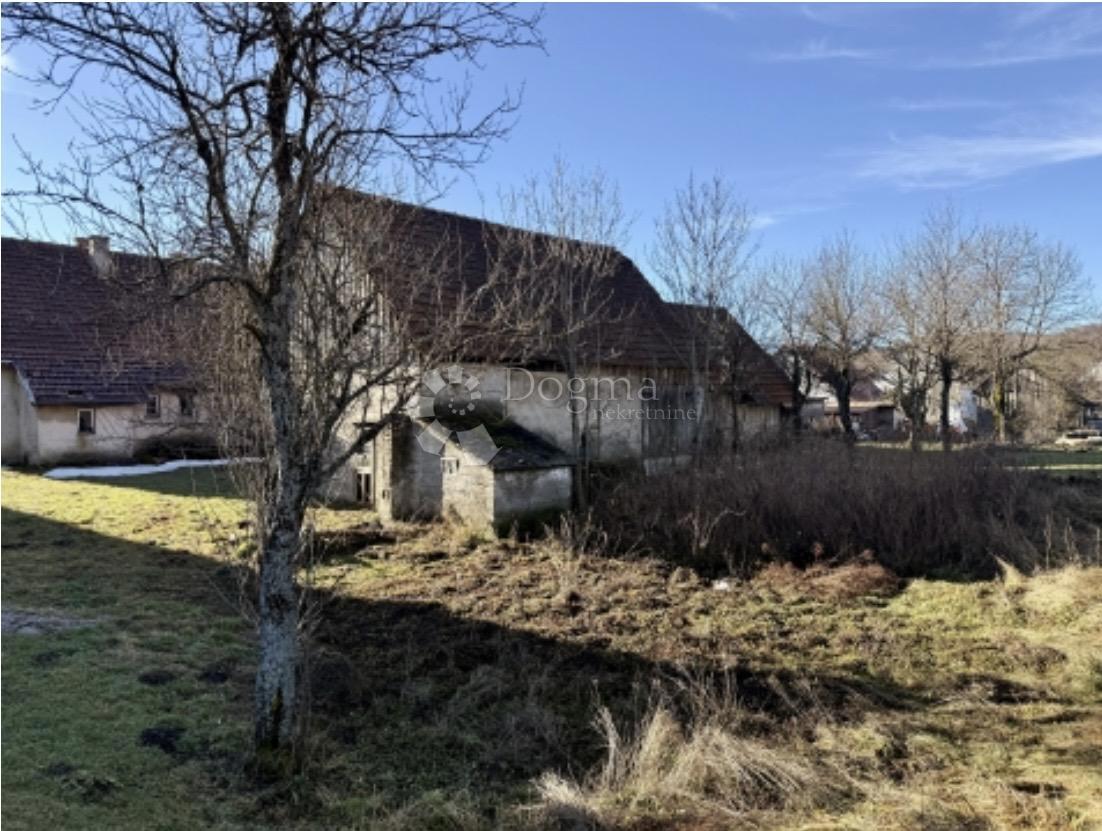 Casa Ravna Gora, 137m2