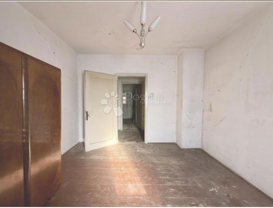 Casa Ravna Gora, 137m2