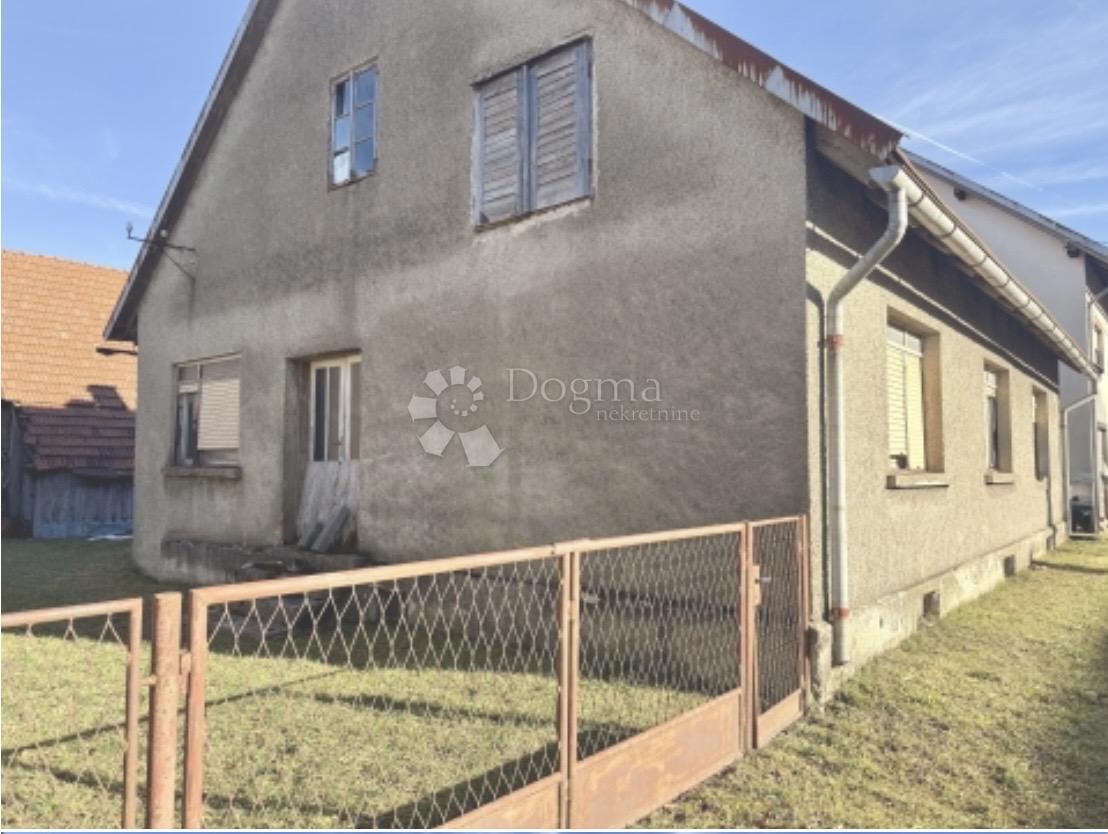 Casa Ravna Gora, 137m2