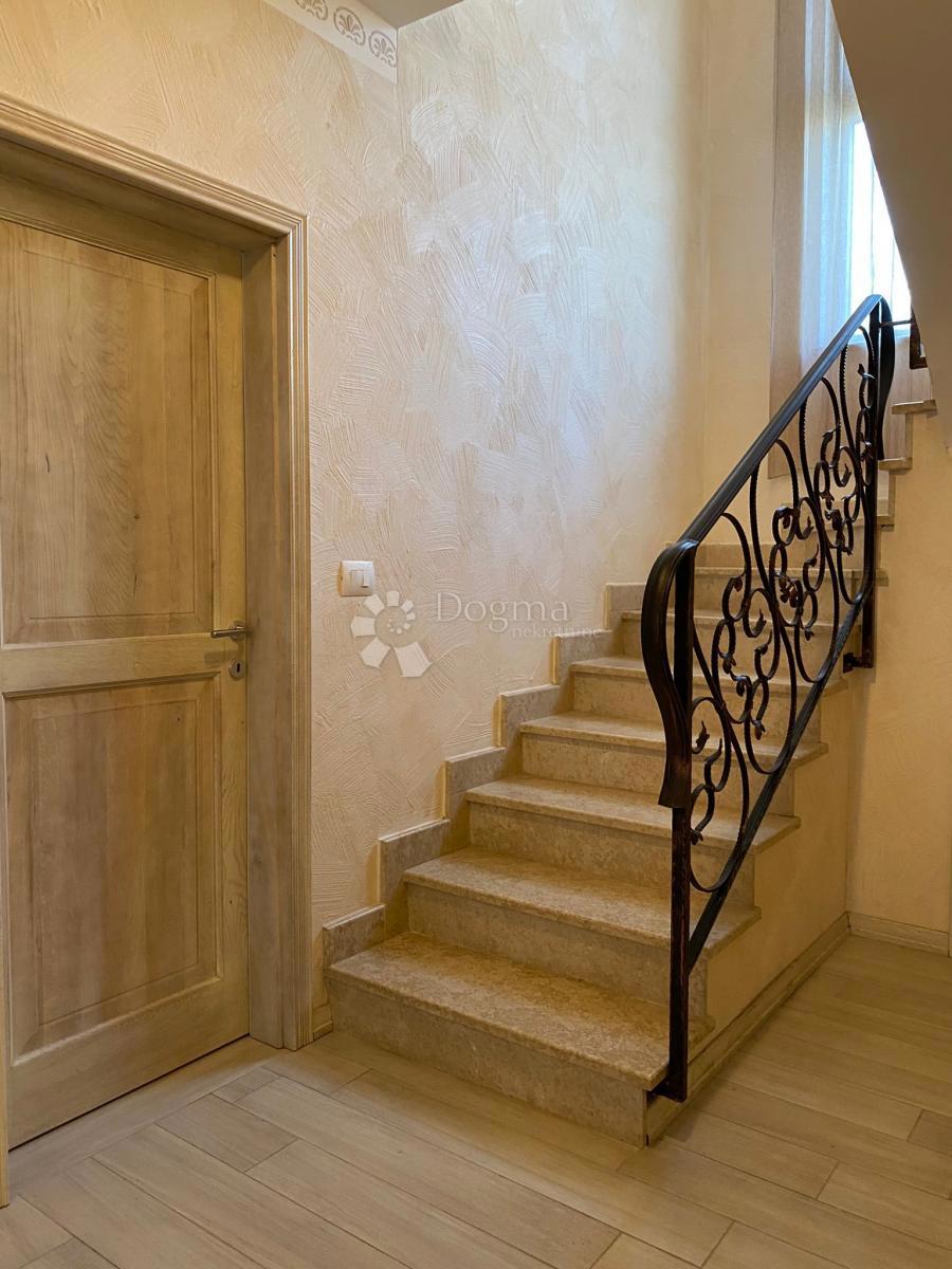 Casa Karigador, Brtonigla, 190m2