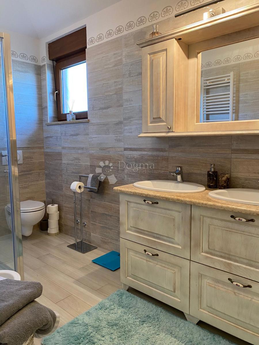 Casa Karigador, Brtonigla, 190m2