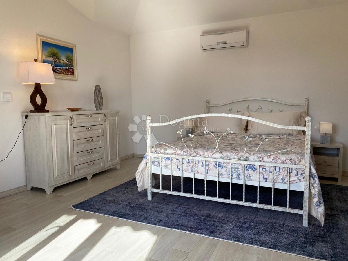 Casa Karigador, Brtonigla, 190m2