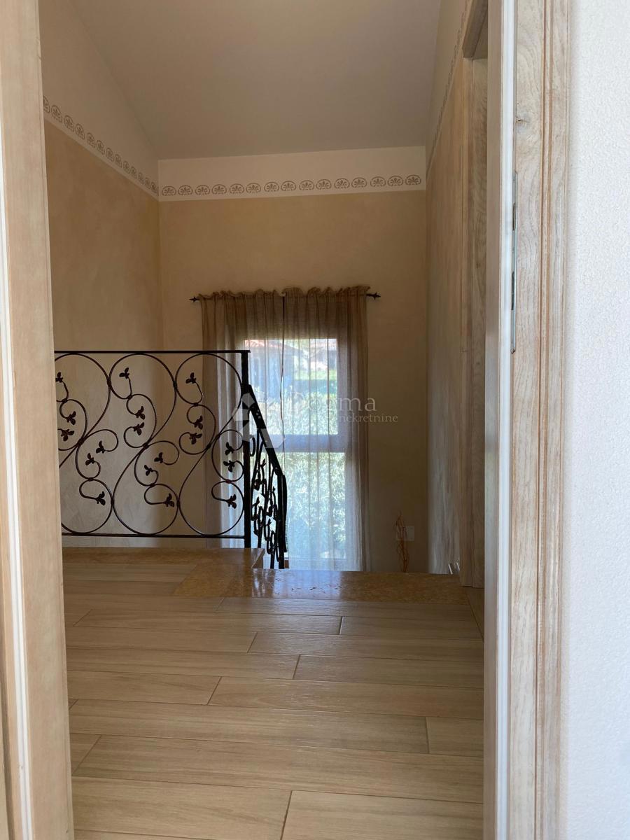 Casa Karigador, Brtonigla, 190m2