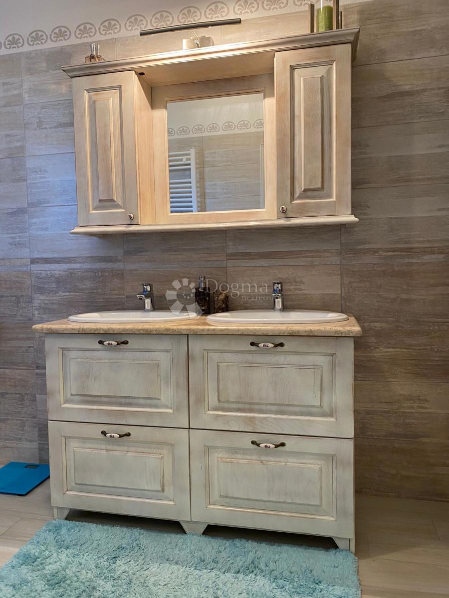 Casa Karigador, Brtonigla, 190m2