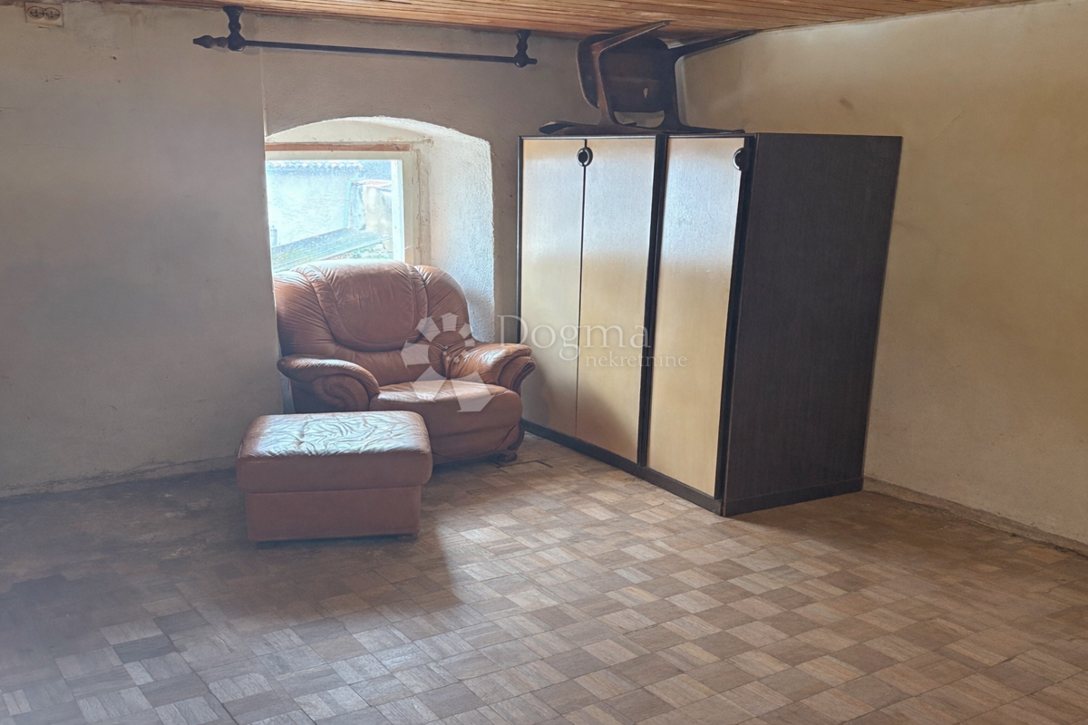 Casa Kaštelir, Kaštelir-Labinci, 96m2