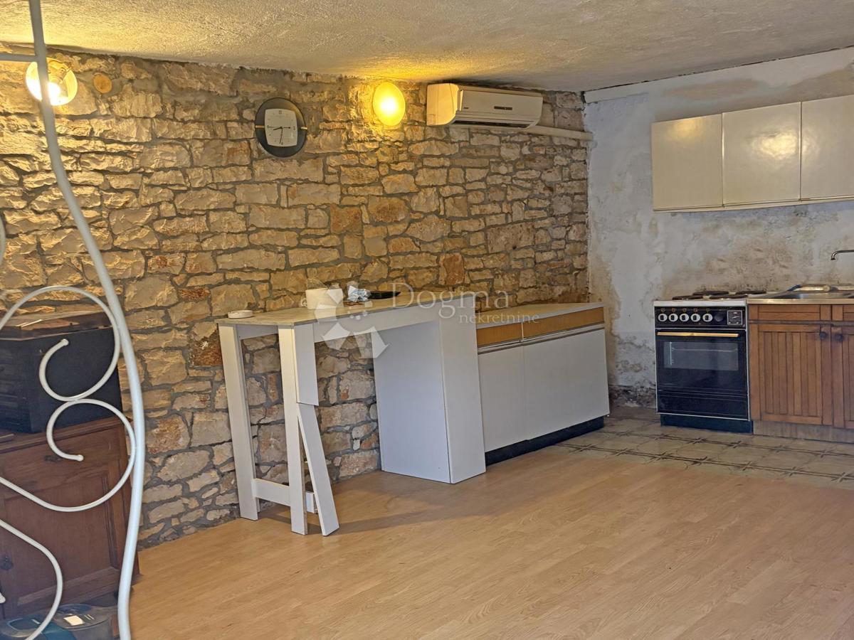 Casa Kaštelir, Kaštelir-Labinci, 96m2